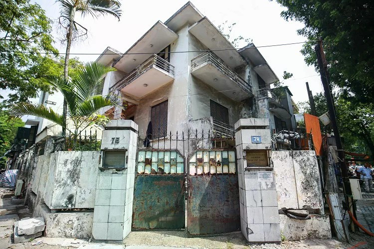 Biệt thự cổ H&agrave; Nội bị ph&aacute; dỡ x&acirc;y cao ốc g&acirc;y b&atilde;o dư luận - Ảnh 11.