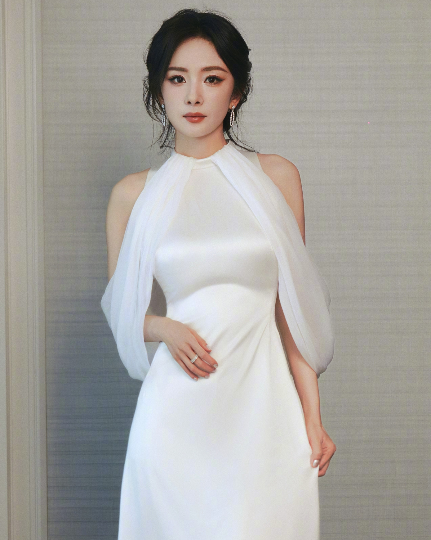 - Ảnh 4. - Ảnh 4.