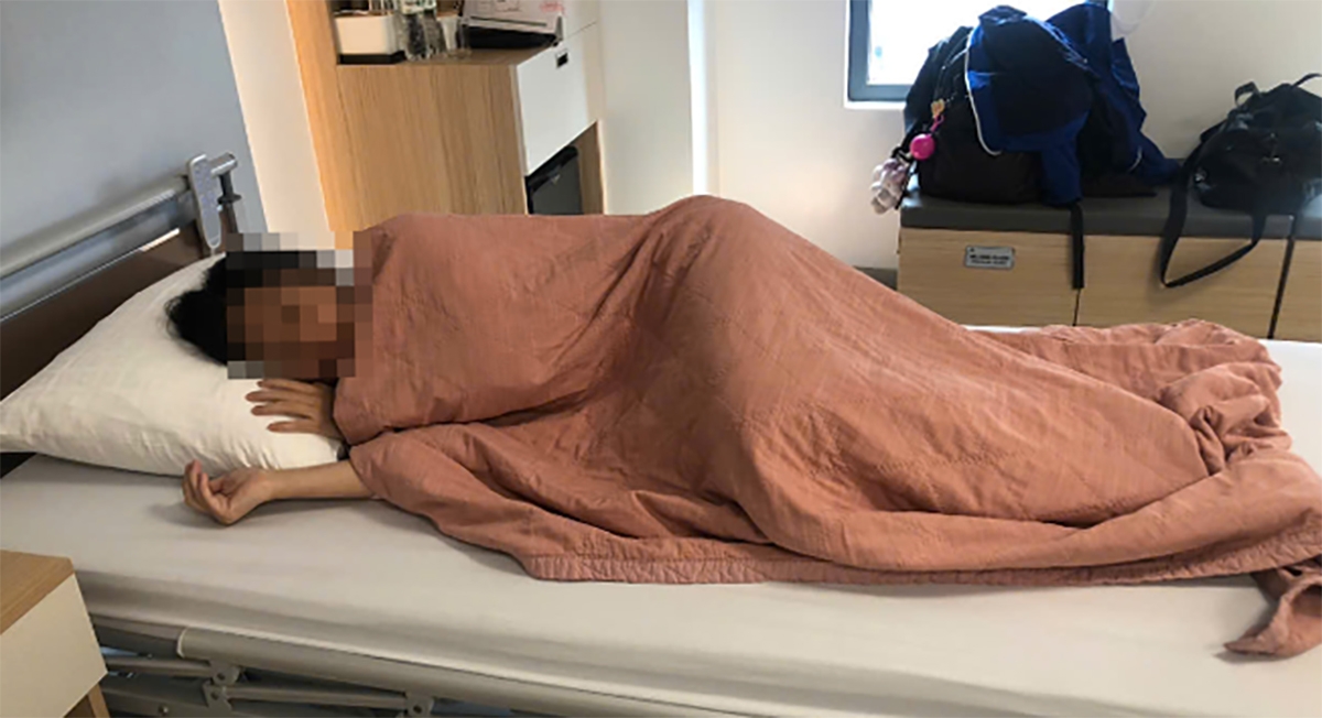 C&ocirc;ng an x&aacute;c minh vụ h&agrave;nh hung phụ nữ tại chung cư H&agrave; Nội - Ảnh 4.