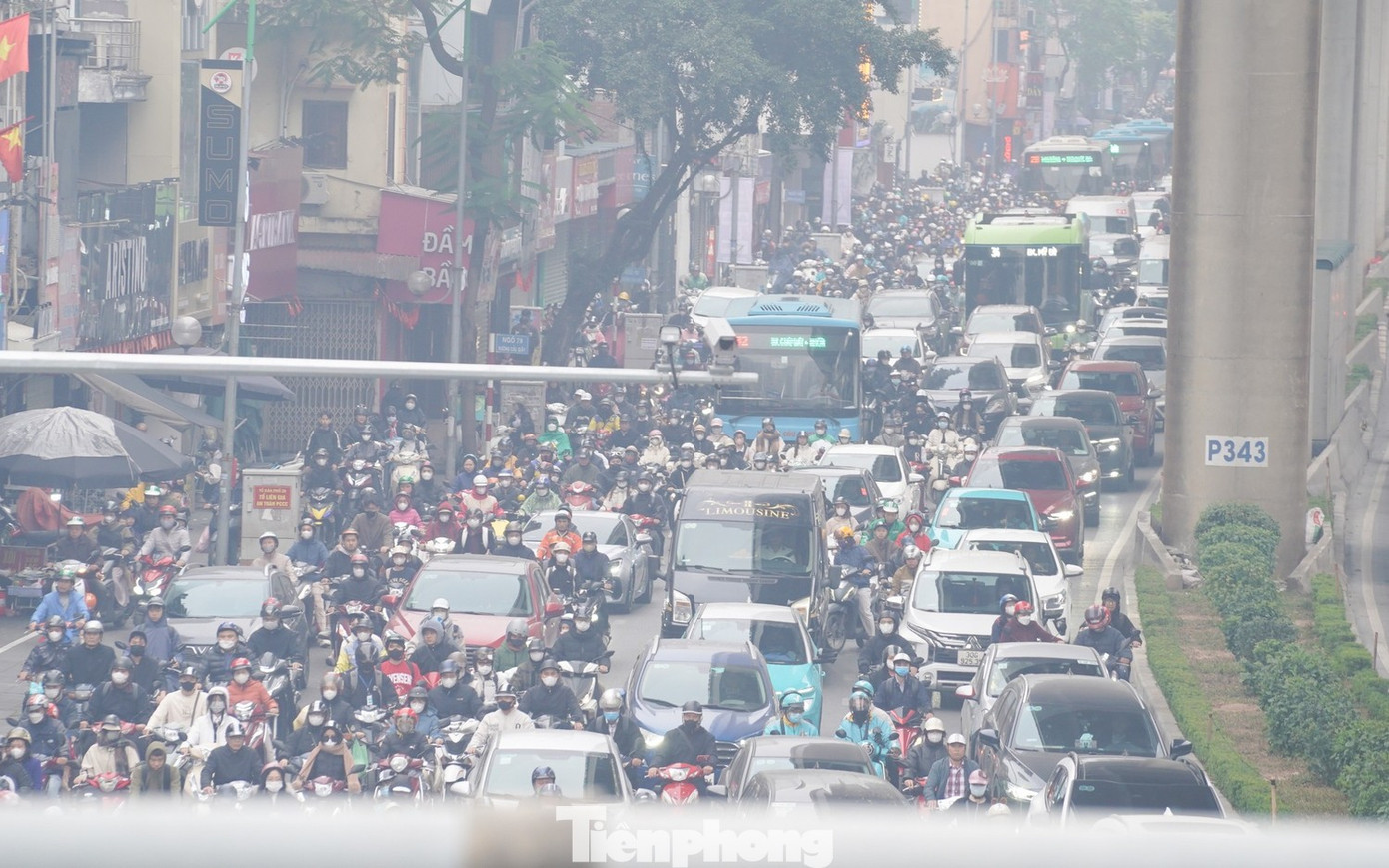 &Ocirc; nhiễm kh&ocirc;ng kh&iacute; miền Bắc gia tăng nghi&ecirc;m trọng tại H&agrave; Nội , Hưng Y&ecirc;n , Hải Ph&ograve;ng , Th&aacute;i Nguy&ecirc;n - Ảnh 2.