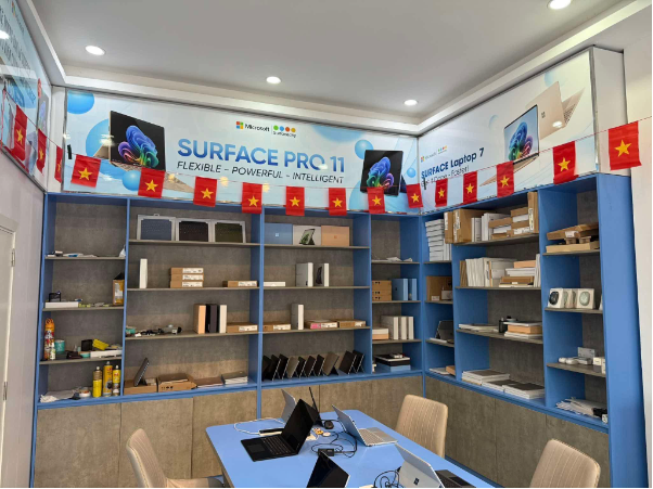 Surfacecity: Hệ Thống Phân Phối Surface Chính Hãng Cho Người Cần Bảo Hành & Hỗ Trợ Lâu Dài - Ảnh 4. Surfacecity: Hệ Thống Phân Phối Surface Chính Hãng Cho Người Cần Bảo Hành & Hỗ Trợ Lâu Dài - Ảnh 4.