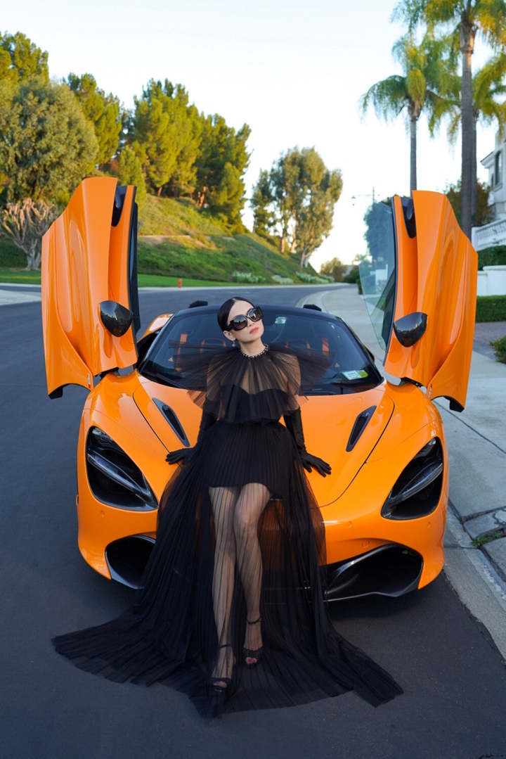 Điều ít biết về em gái ca sĩ giàu nhất Việt Nam: Đi làm phục vụ ở Mỹ, 3 năm không dám báo người nhà- Ảnh 4.