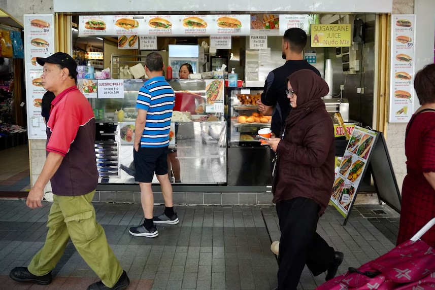 - Ảnh 4. - Ảnh 4.