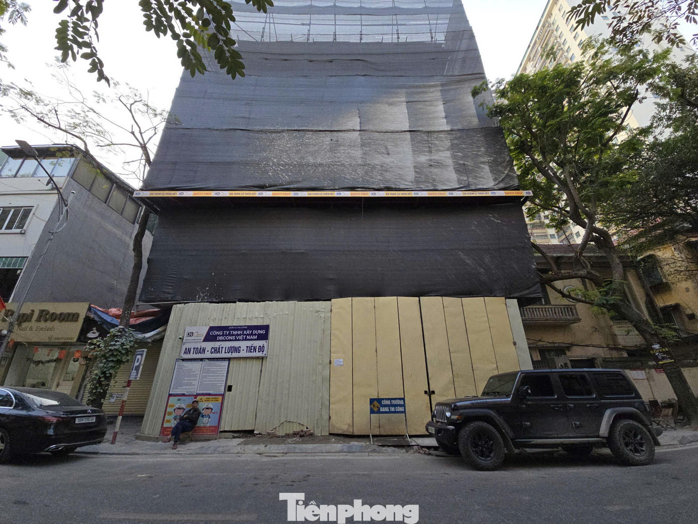 Biệt thự cổ H&agrave; Nội bị ph&aacute; dỡ x&acirc;y cao ốc g&acirc;y b&atilde;o dư luận - Ảnh 7.