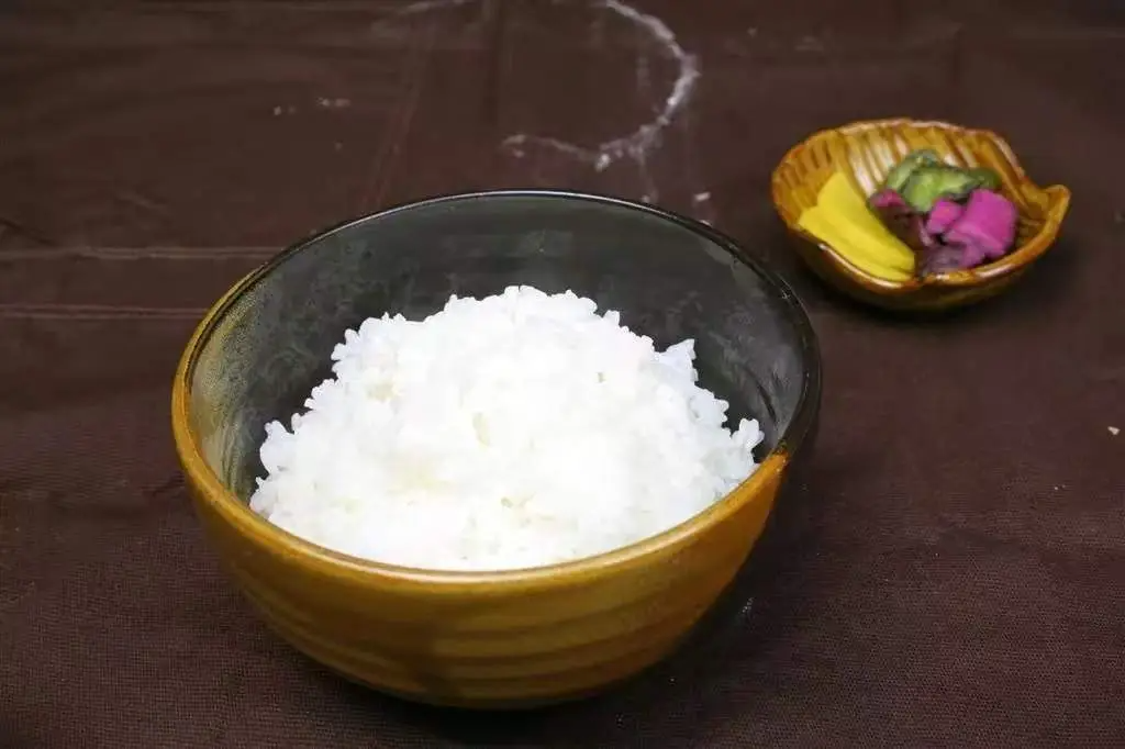 - Ảnh 2. - Ảnh 2.