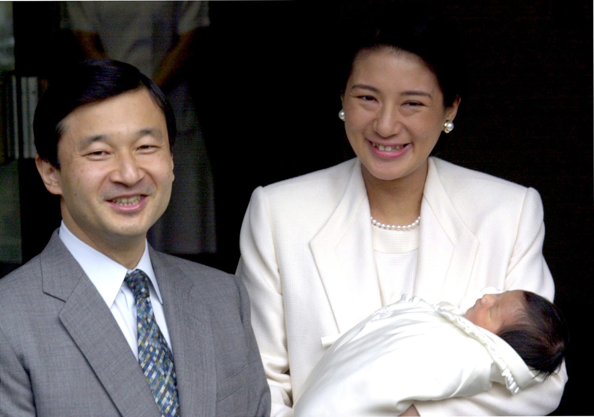 Câu chuyện tình yêu của Masako và Naruhito: Lời hứa bảo vệ đầy ý nghĩa - Ảnh 7. Câu chuyện tình yêu của Masako và Naruhito: Lời hứa bảo vệ đầy ý nghĩa - Ảnh 7.