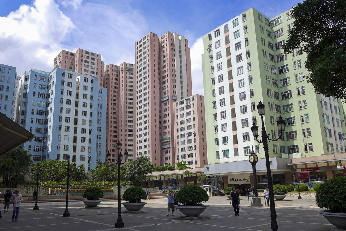 Chàng trai Hong Kong vay ngân hàng 30 năm để mua nhà tiết kiệm chi phí thuê nhà 2026 - Ảnh 1. Chàng trai Hong Kong vay ngân hàng 30 năm để mua nhà tiết kiệm chi phí thuê nhà 2026 - Ảnh 1.