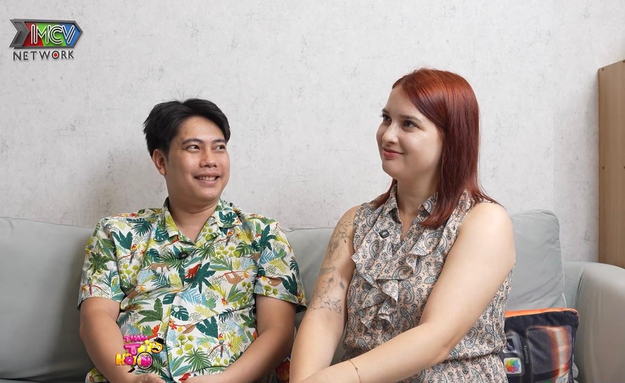 Cô gái Nga yêu sếp người Việt sau vài ngày vào công ty, mẹ chồng nàng dâu mâu thuẫn nảy lửa vì 1 chuyện - Ảnh 4.