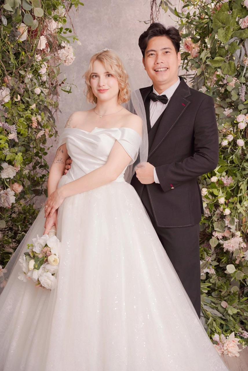 Cô gái Nga yêu sếp người Việt sau vài ngày vào công ty, mẹ chồng nàng dâu mâu thuẫn nảy lửa vì 1 chuyện - Ảnh 2.