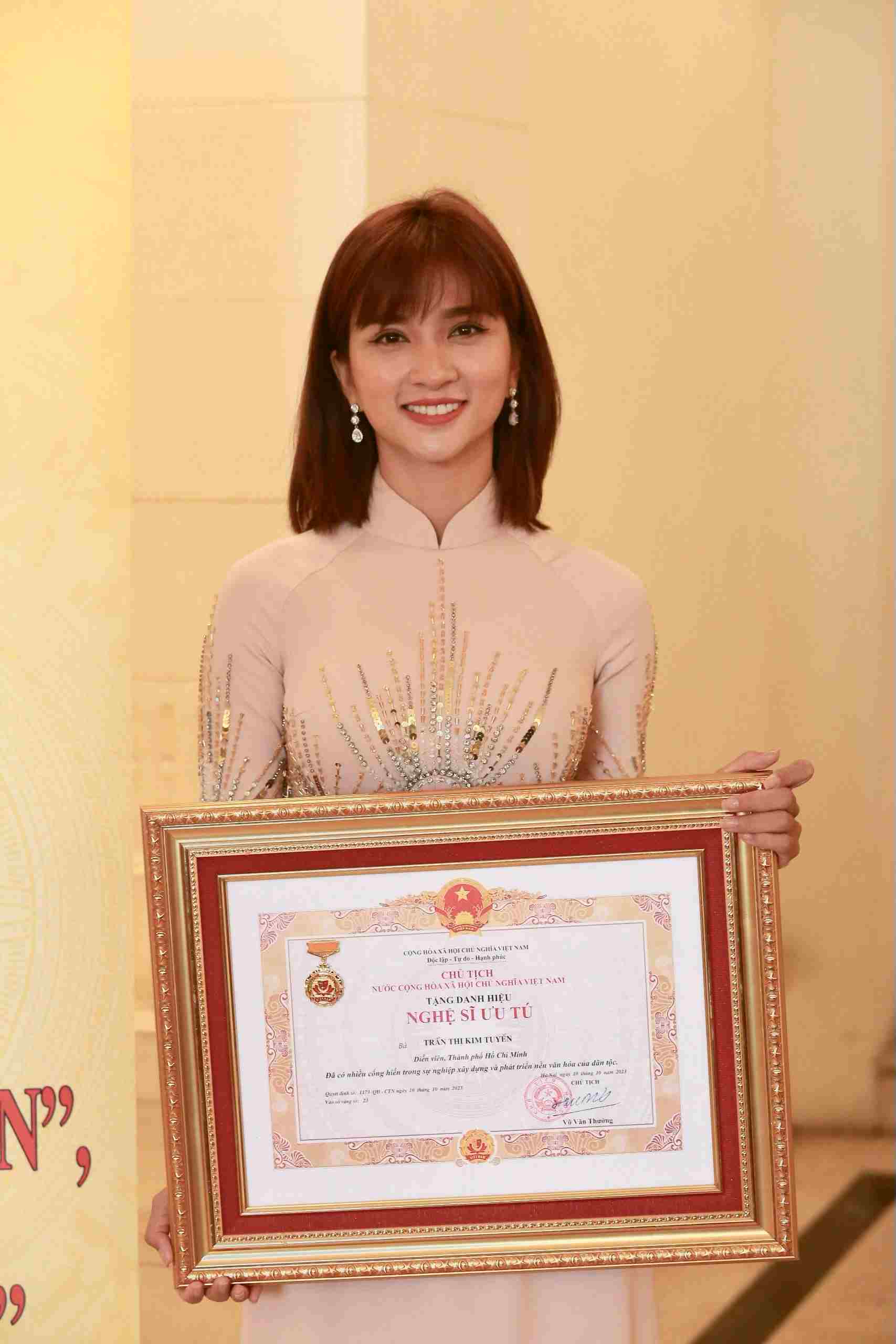 Mức lương của Kim Tuyến - NSƯT đẹp nhất Việt Nam g&acirc;y sốt năm 2026 - Ảnh 5.