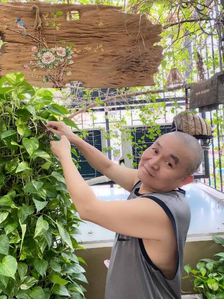 NSƯT Xu&acirc;n Hinh nghỉ hưu sớm ở tuổi 57 sống b&igrave;nh y&ecirc;n trong kh&ocirc;ng gian nghệ thuật - Ảnh 12.