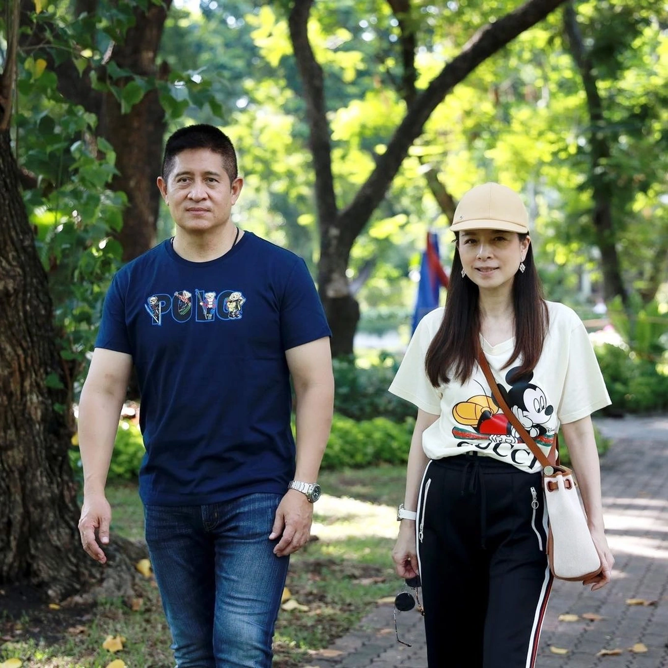 Tiến sĩ mắc u n&atilde;o kết h&ocirc;n với mẹ đơn th&acirc;n u 50: Hạnh ph&uacute;c 13 năm b&ecirc;n nhau - Ảnh 1.