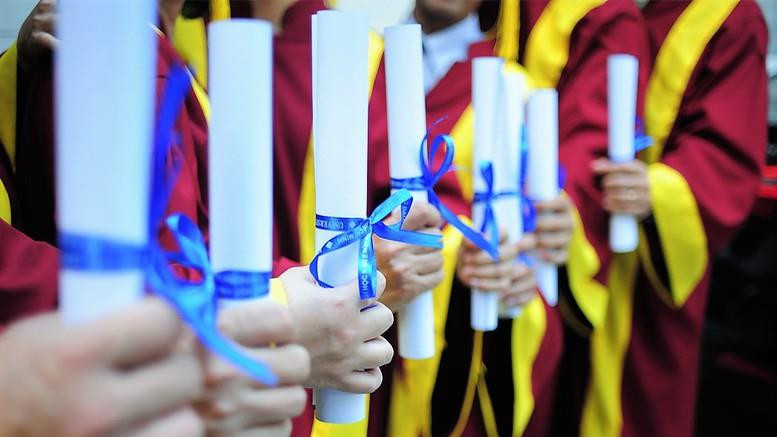 Một tập đo&agrave;n Việt Nam đ&atilde;i ngộ đặc biệt cho nh&acirc;n sự l&agrave; Tiến sĩ: Thu nhập tối thiểu 500 triệu/năm, hỗ trợ khi mua nh&agrave; 2 tỷ, &ocirc; t&ocirc; 1 tỷ - Ảnh 1.