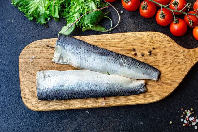 15 thực phẩm gi&agrave;u omega-3 hơn quả &oacute;c ch&oacute;: Kh&ocirc;ng chỉ c&oacute; c&aacute; hồi, nhiều m&oacute;n quen thuộc cũng l&agrave; nguồn bổ sung tuyệt vời- Ảnh 4.
