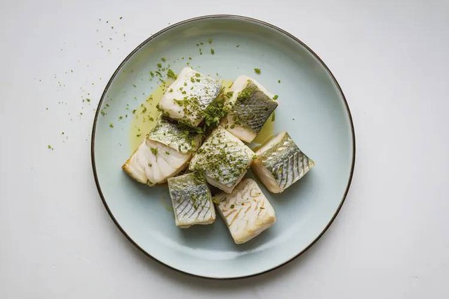 15 thực phẩm gi&agrave;u omega-3 hơn quả &oacute;c ch&oacute;: Kh&ocirc;ng chỉ c&oacute; c&aacute; hồi, nhiều m&oacute;n quen thuộc cũng l&agrave; nguồn bổ sung tuyệt vời- Ảnh 6.
