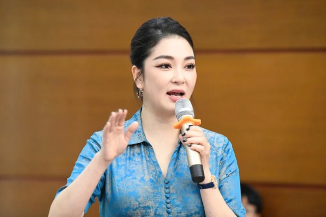 Hoa hậu có gương mặt phúc hậu nhất Việt Nam bí mật kết hôn khi du học ở Anh, đã đi bước nữa nhưng giấu kín danh tính chồng- Ảnh 5.