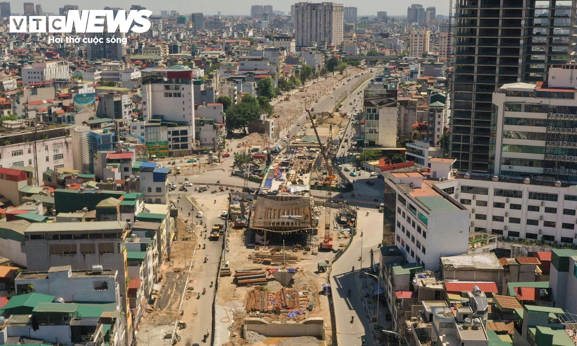 Cận cảnh thi c&ocirc;ng hai cầu vượt V&agrave;nh đai 1 H&agrave; Nội 2026 - Ảnh 6.