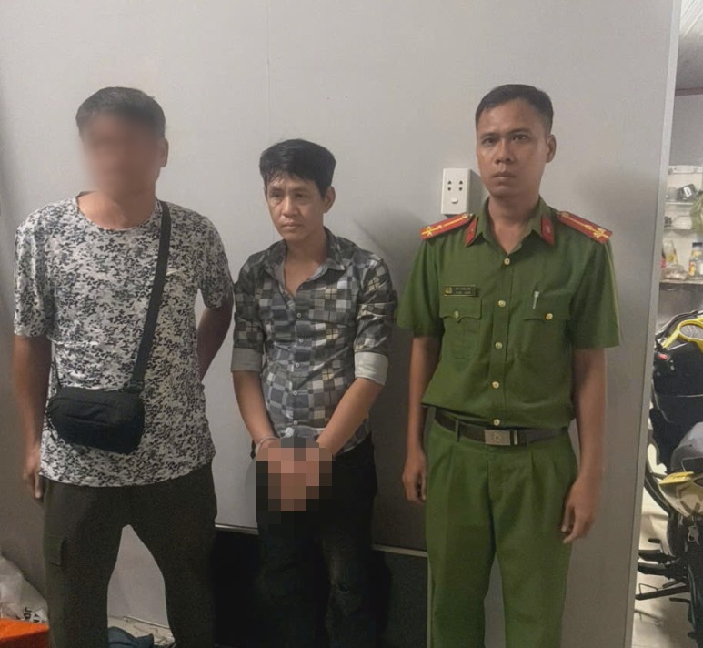 Công an Đồng Nai bắt Nguyễn Ngọc Việt sau 18 năm lẩn trốn về Vi phạm giao thông - Ảnh 1. Công an Đồng Nai bắt Nguyễn Ngọc Việt sau 18 năm lẩn trốn về Vi phạm giao thông - Ảnh 1.