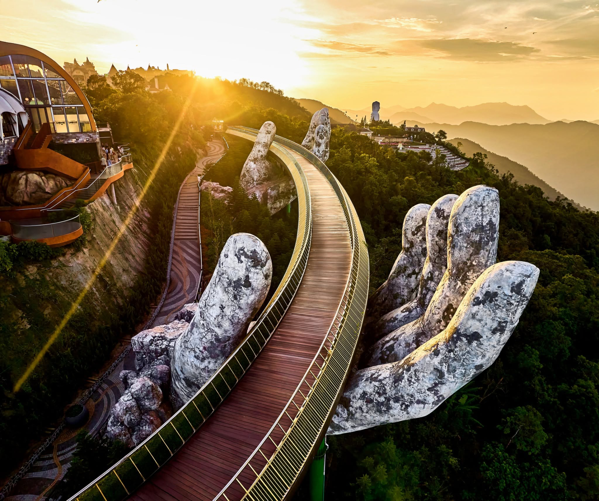 Khám phá Mercure Danang French Village Bana Hills: Ngôi làng Pháp trên đỉnh Bà Nà - Ảnh 6.