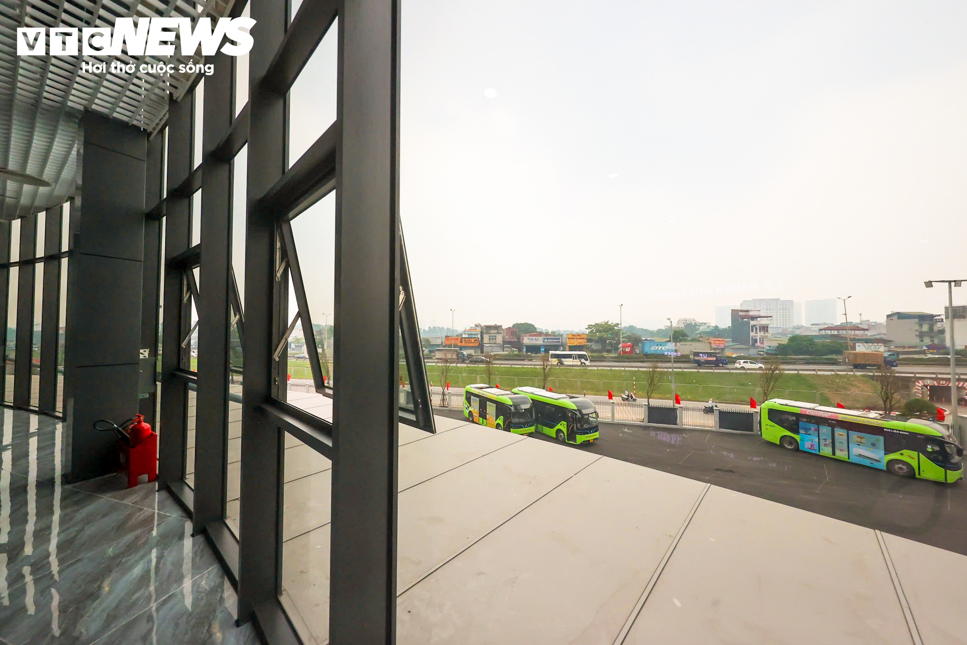Bến xe Yên Sở hiện đại ở Hà Nội chính thức hoạt động với 120 tỷ đồng đầu tư - Ảnh 13.