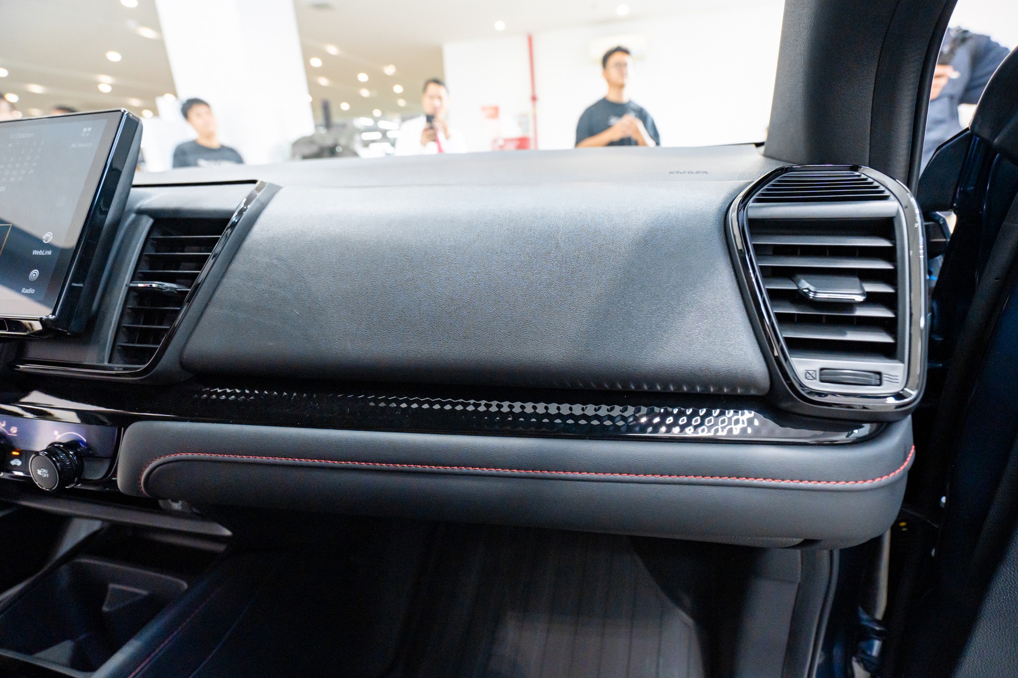 Honda City 2026 ra mắt Việt Nam: N&acirc;ng cấp trang bị, giảm phi&ecirc;n bản, gi&aacute; khởi điểm 539 triệu đồng - Ảnh 24.