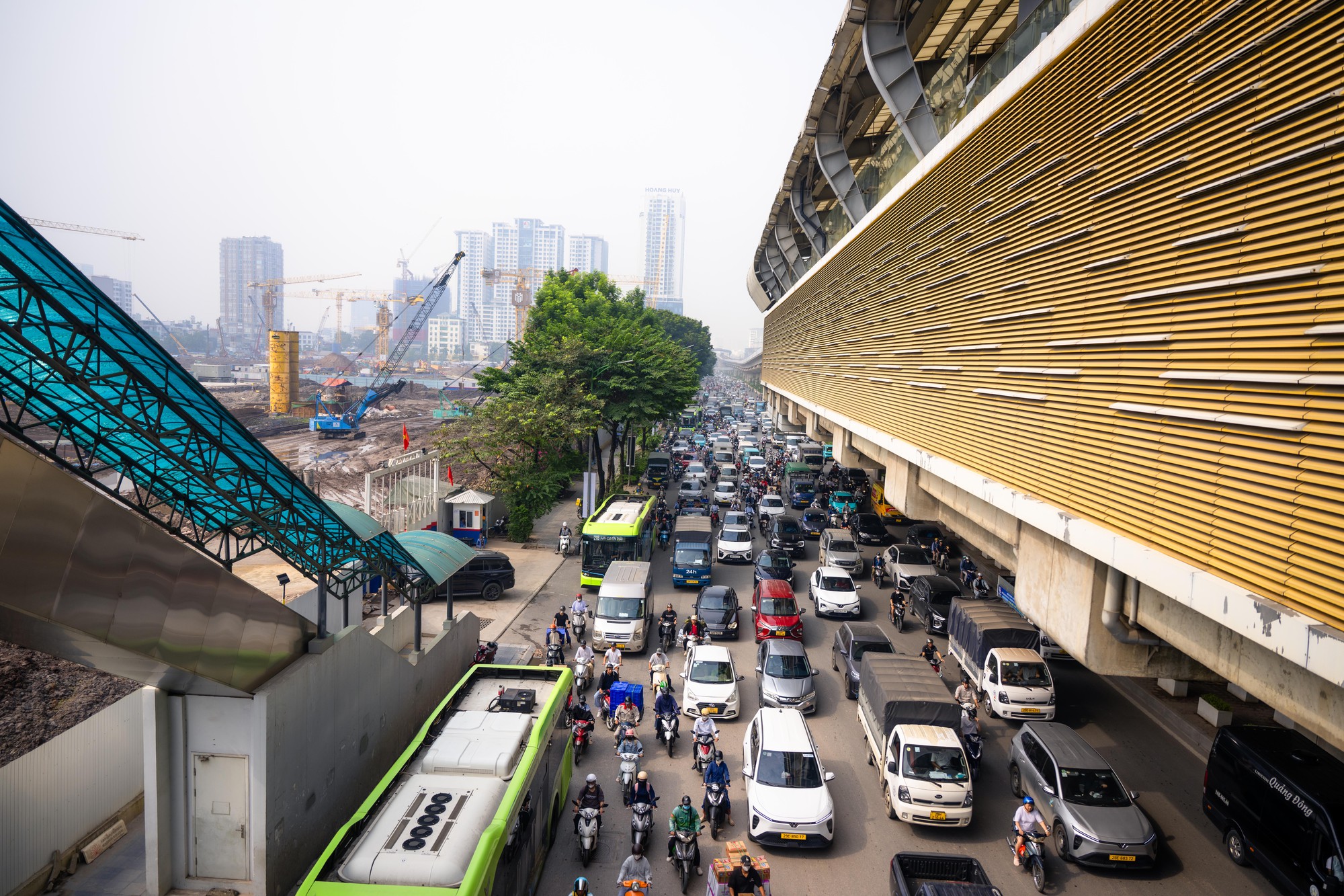 Cảnh tượng giao thông Hà Nội thông thoáng hơn Sau thông xe Vành đai 2 , 5 - Ảnh 1.