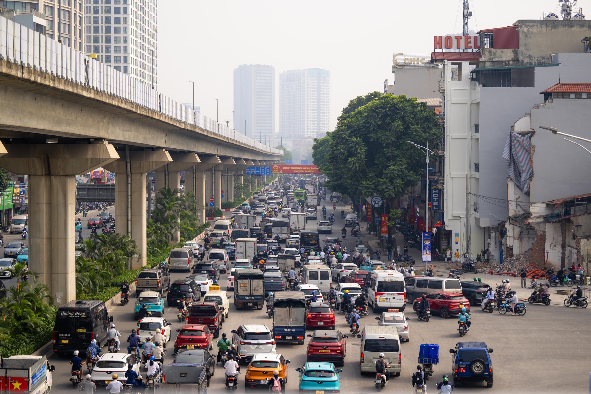 Cảnh tượng giao thông Hà Nội thông thoáng hơn Sau thông xe Vành đai 2 , 5 - Ảnh 5.