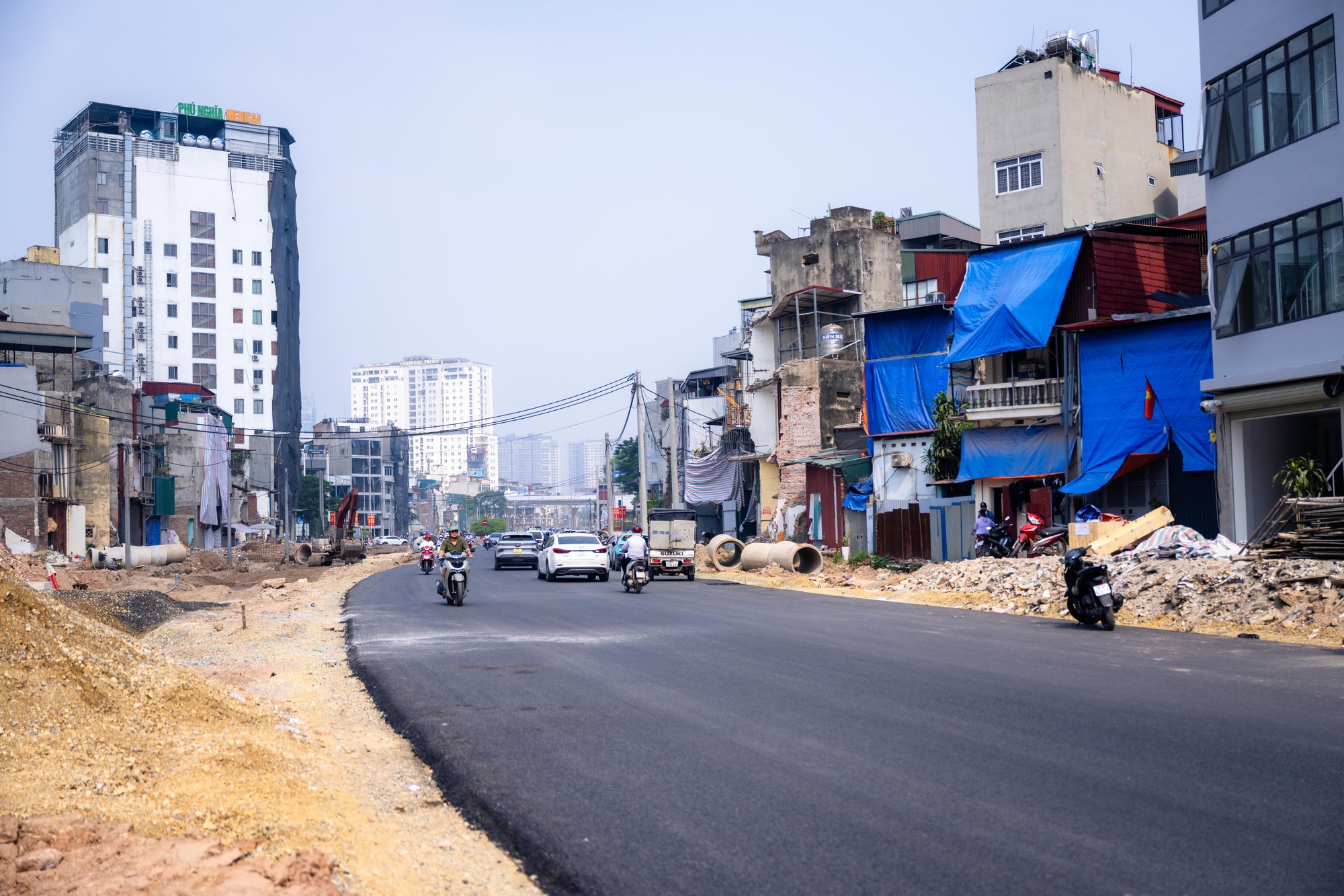 Cảnh tượng giao thông Hà Nội thông thoáng hơn Sau thông xe Vành đai 2 , 5 - Ảnh 8.