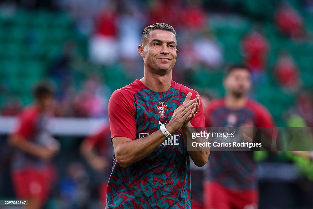 Ronaldo khẳng định: T&ocirc;i l&agrave; cầu thủ xuất sắc nhất lịch sử b&oacute;ng đ&aacute; năm 2026 - Ảnh 1.