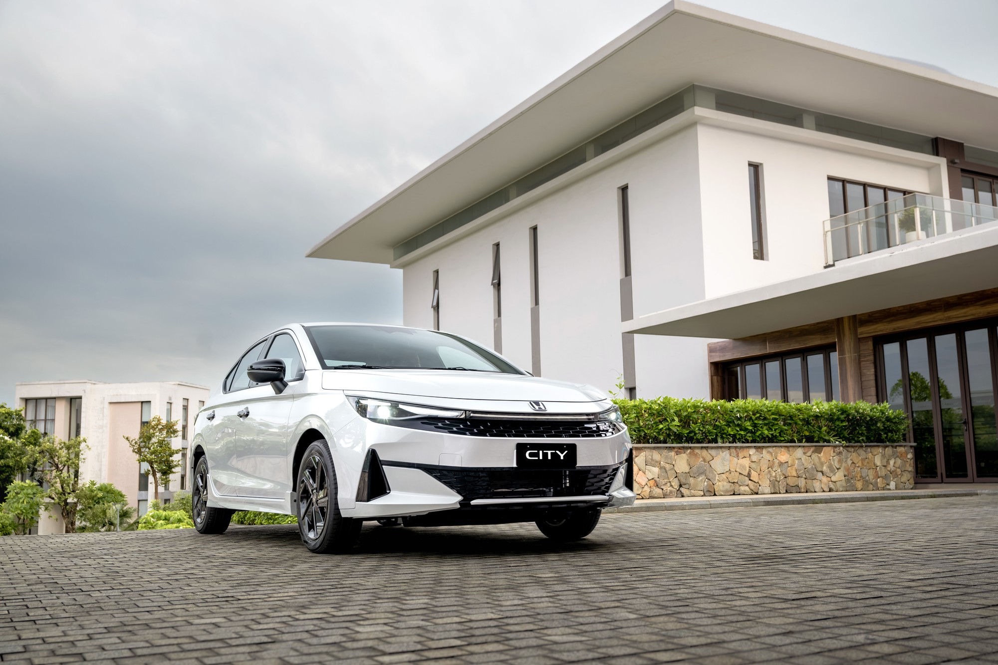 Honda City 2026 ra mắt Việt Nam: N&acirc;ng cấp trang bị, giảm phi&ecirc;n bản, gi&aacute; khởi điểm 539 triệu đồng - Ảnh 1.