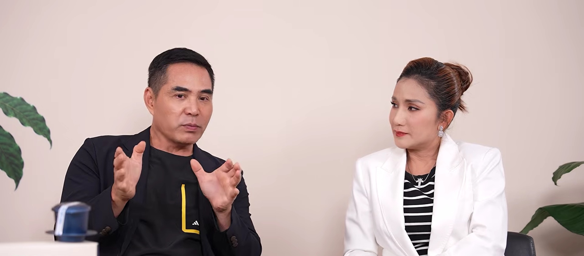 NSƯT Cát Tường chia sẻ về nhân quả và Trách nhiệm làm mẹ đơn thân - Ảnh 1. NSƯT Cát Tường chia sẻ về nhân quả và Trách nhiệm làm mẹ đơn thân - Ảnh 1.