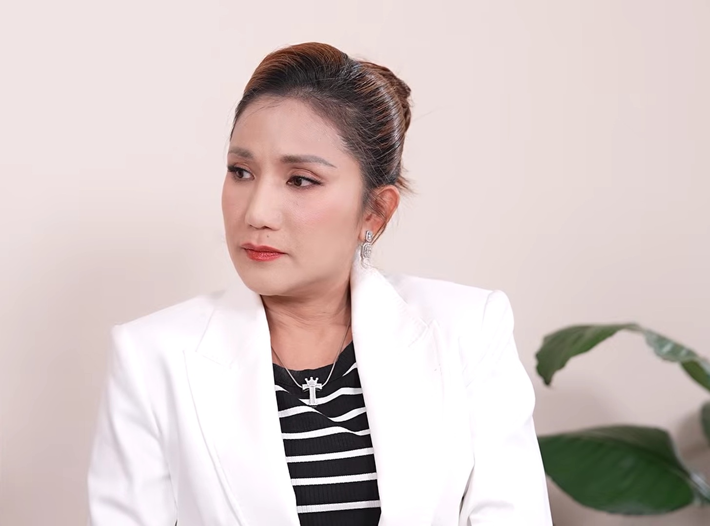 NSƯT Cát Tường chia sẻ về nhân quả và Trách nhiệm làm mẹ đơn thân - Ảnh 2. NSƯT Cát Tường chia sẻ về nhân quả và Trách nhiệm làm mẹ đơn thân - Ảnh 2.