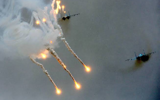 "Bí mật của Su-34 không hề nằm ở chỗ đó": Chuyên gia bóc tách mới thấy tính toán của Nga không hề tầm thường