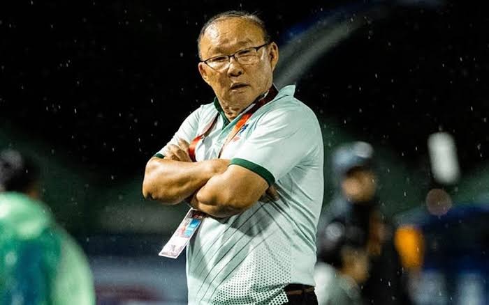 HLV Park Hang-seo "thoát hiểm" tại giải Thái Lan - Ảnh 1. HLV Park Hang-seo "thoát hiểm" tại giải Thái Lan - Ảnh 1.