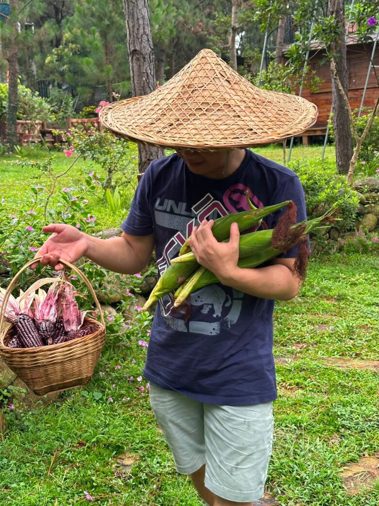 Trọng Tấn và cuộc sống giản dị bên vợ tại biệt thự 4 . 000 M² ở Hà Nội - Ảnh 8.