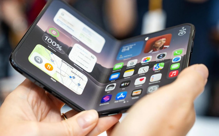 Khách Việt chi 30 triệu đồng đặt cọc iPhone Duo kỷ lục trong năm 2026 - Ảnh 1.