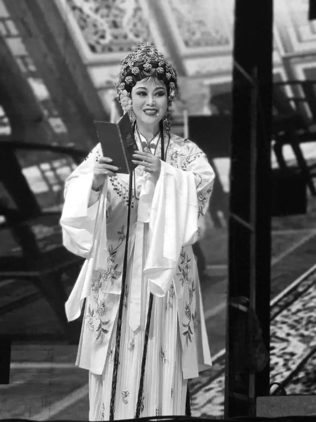 Tiền thủy Minh qua đời thương tâm vì đuối nước sau khi giặt đồ lúc nửa đêm - Ảnh 1.