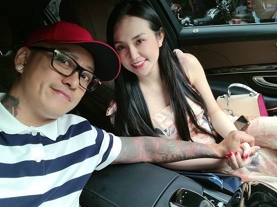 Vợ Tuấn Hưng: 