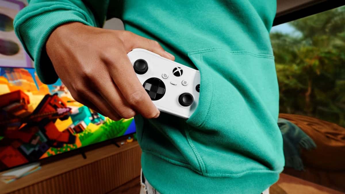 Tay cầm Xbox Nano ra mắt năm 2026 nhỏ hơn smartphone chỉ với 1 , 32 triệu đồng - Ảnh 1.