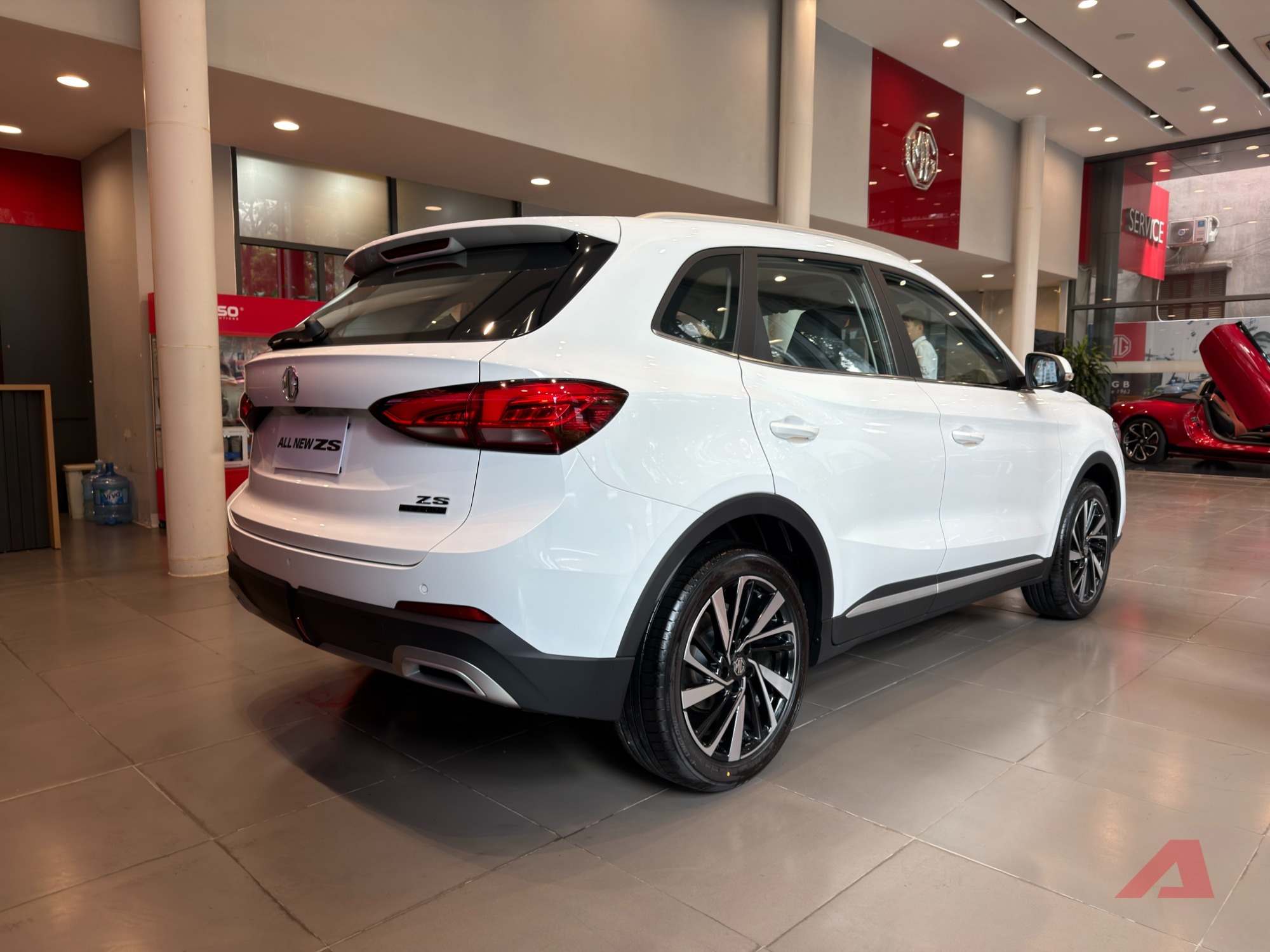 Chi tiết MG ZS thế hệ mới ra mắt Việt Nam: Giá 668 triệu đồng, máy hybrid 197 mã lực, nhiều trang bị đáng chú ý - Ảnh 4.