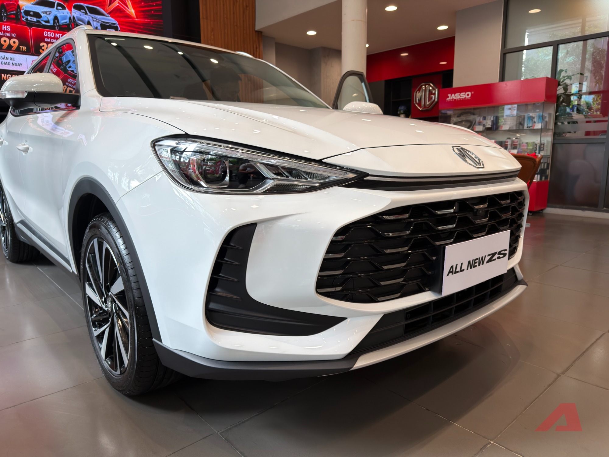 Chi tiết MG ZS thế hệ mới ra mắt Việt Nam: Giá 668 triệu đồng, máy hybrid 197 mã lực, nhiều trang bị đáng chú ý - Ảnh 2.