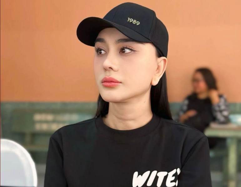 Loạt sao Việt chia buồn với ca sĩ Lâm Khánh Chi - Ảnh 1.