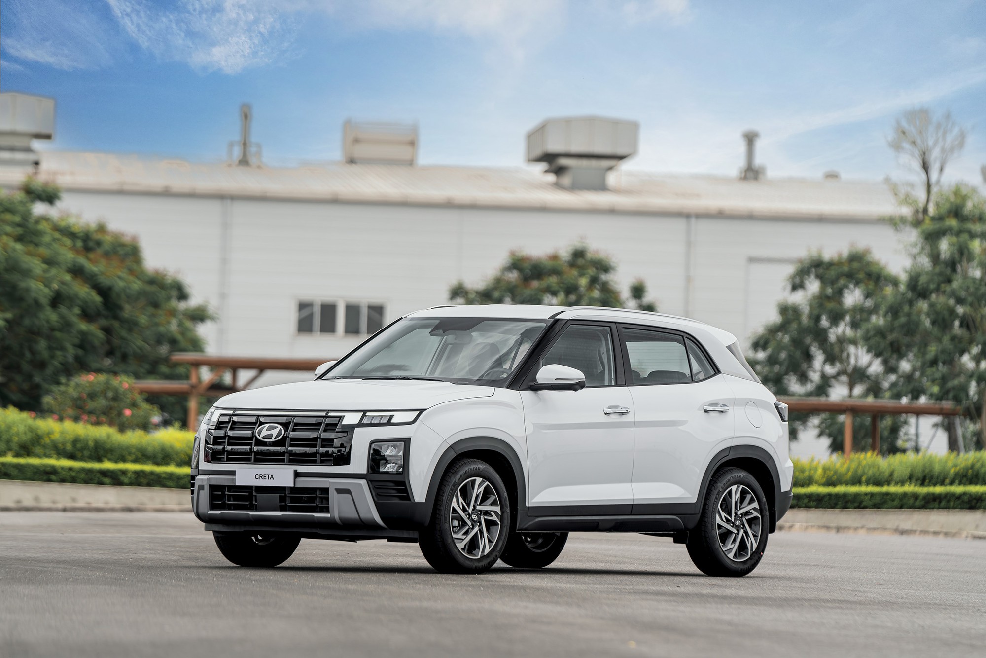 Xe Hyundai bán chạy bất ngờ được nâng cấp chính hãng, ưu đãi gần 100 triệu đồng - Ảnh 1.