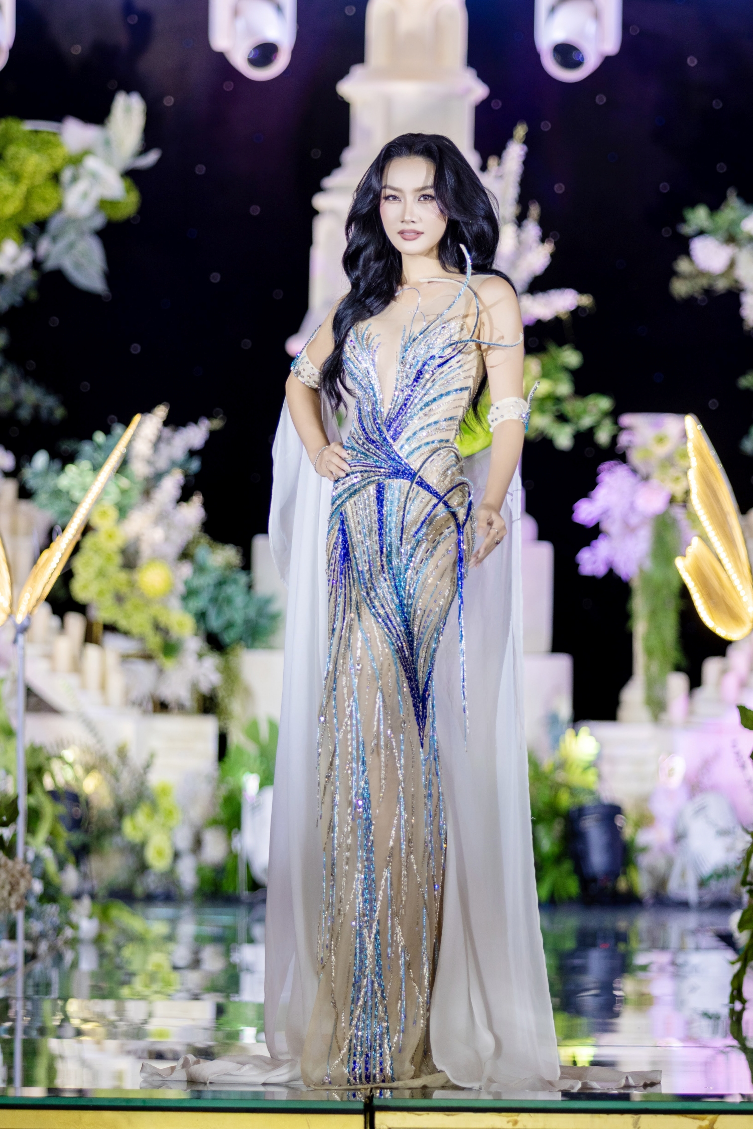 Người đẹp Miss Charm Vietnam khoe sắc vóc trên sàn diễn thời trang ở Đồng Nai - Ảnh 3. Người đẹp Miss Charm Vietnam khoe sắc vóc trên sàn diễn thời trang ở Đồng Nai - Ảnh 3.