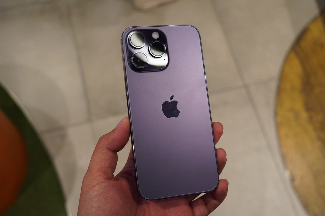 IPhone 13 Pro Max giảm giá sốc hơn 20 triệu đồng sau khi iPhone 18 ra mắt - Ảnh 4.
