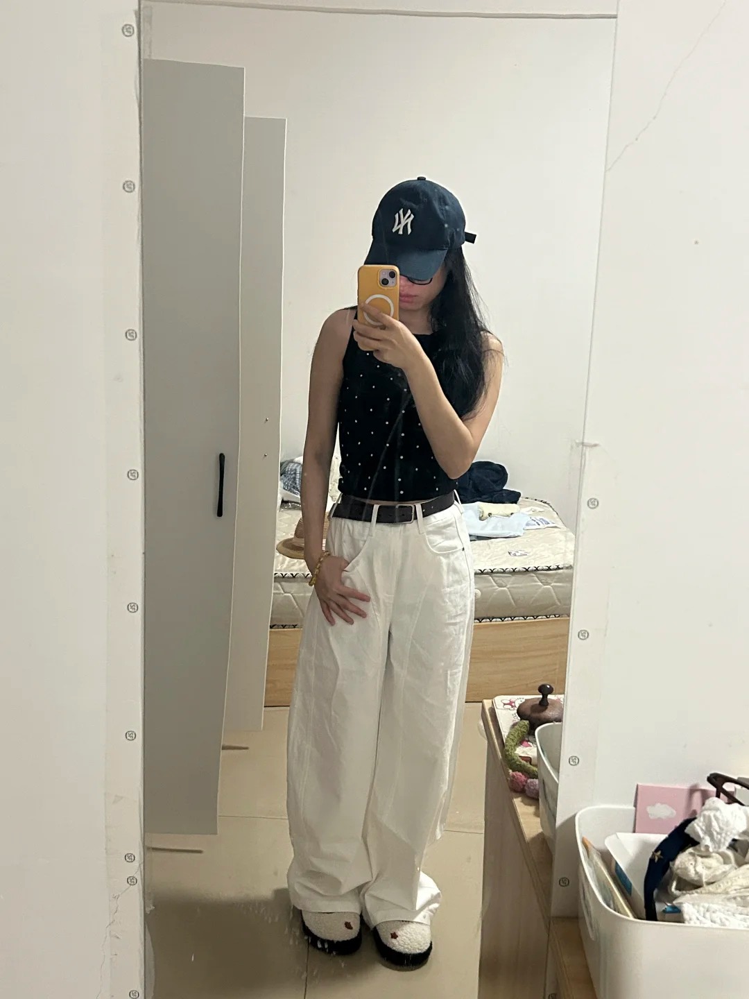 Phòng trọ 2 giường đơn công ty cấp cho nữ kế toán SN 2002 khiến cô không ngủ nổi - Ảnh 5. Phòng trọ 2 giường đơn công ty cấp cho nữ kế toán SN 2002 khiến cô không ngủ nổi - Ảnh 5.