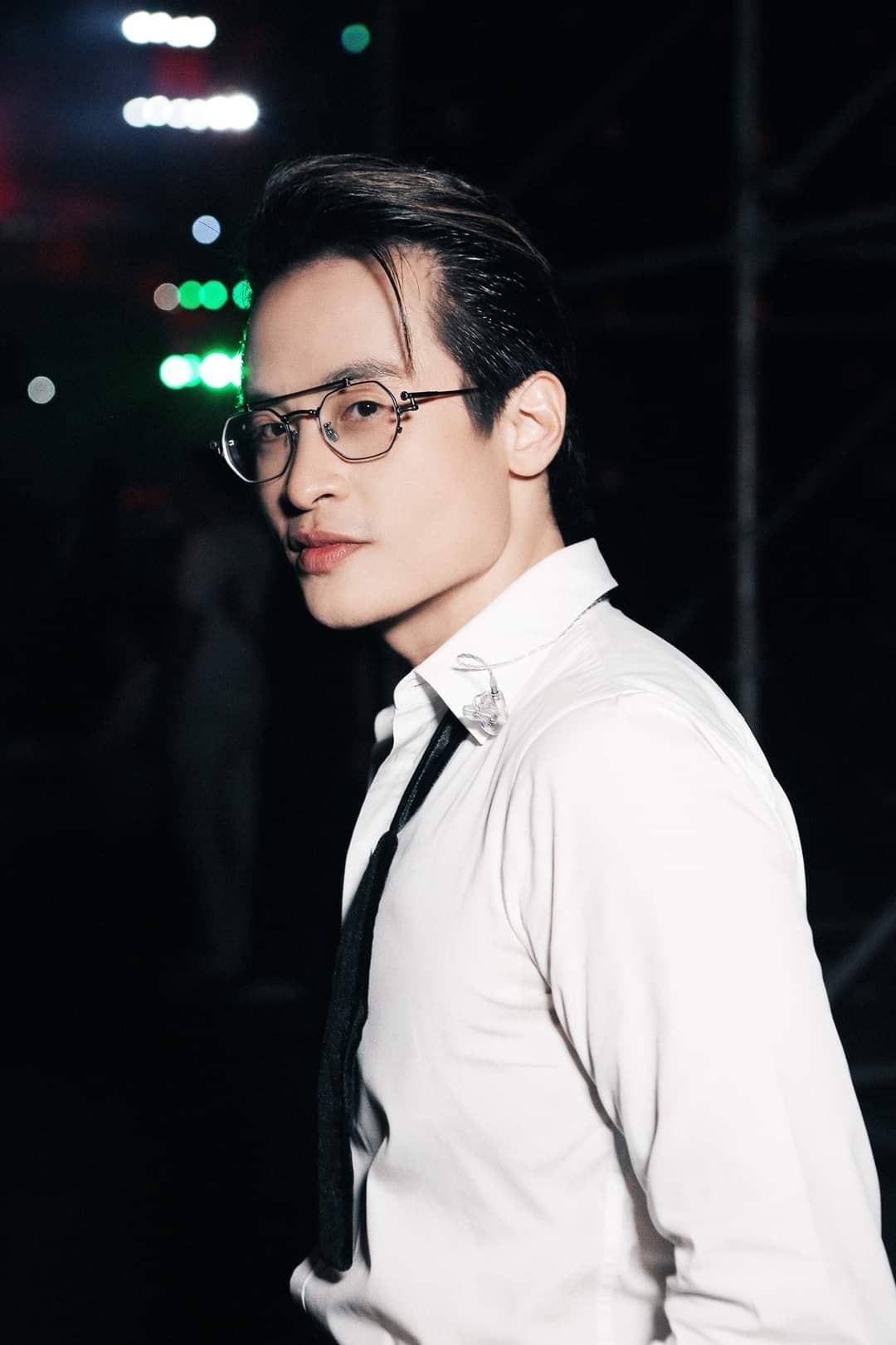 Hà Anh Tuấn bất ngờ ra mắt dự án Circus Of Friends tại Rạp xiếc Phú Thọ - Ảnh 7. Hà Anh Tuấn bất ngờ ra mắt dự án Circus Of Friends tại Rạp xiếc Phú Thọ - Ảnh 7.