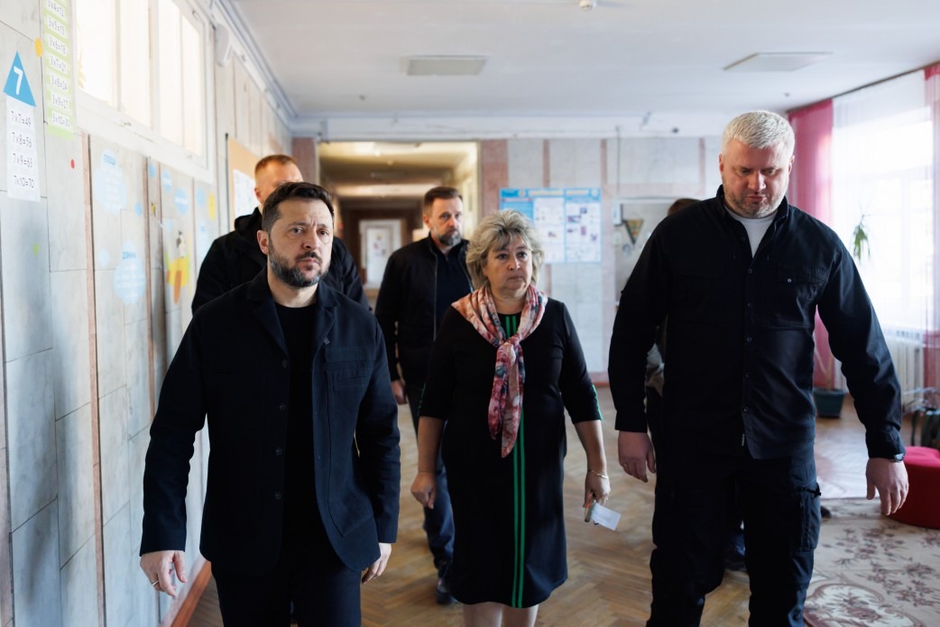 Nga li&ecirc;n tiếp tập k&iacute;ch Ukraine, chuy&ecirc;n gia Anh dự b&aacute;o kịch bản &ocirc;ng Zelensky rời Kiev - Ảnh 3.