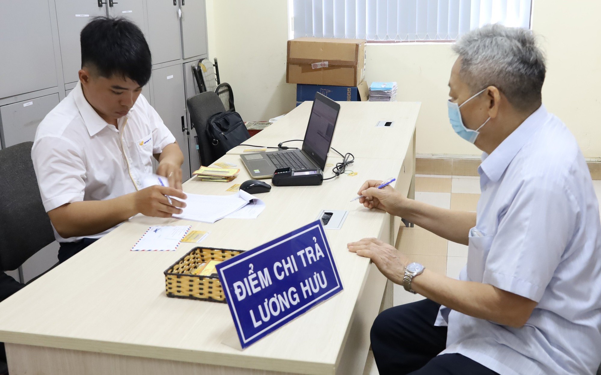 Tất cả người dân có lương hưu, trợ cấp chú ý thay đổi mới nhất từ ngày 28/9