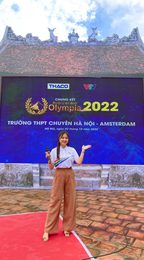 Gallery - Nữ MC 'Đường Lên Đỉnh Olympia' trượt trường Báo, học Sân khấu điện ảnh nhưng rẽ ngang làm truyền hình! Cuộc sống hiện ra sao? - image 7